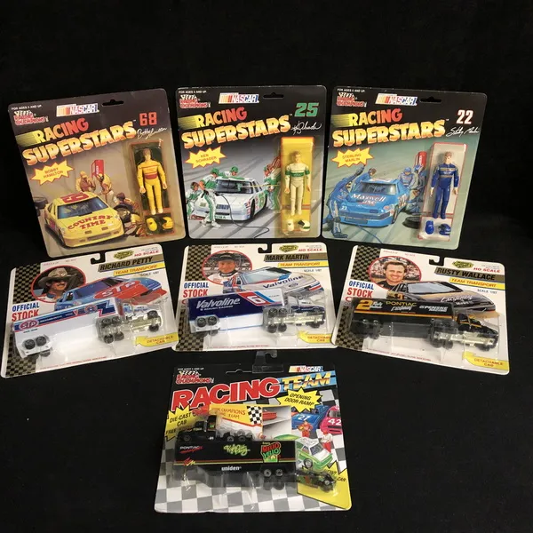 /img/50323-nascar-diecast-auction.webp