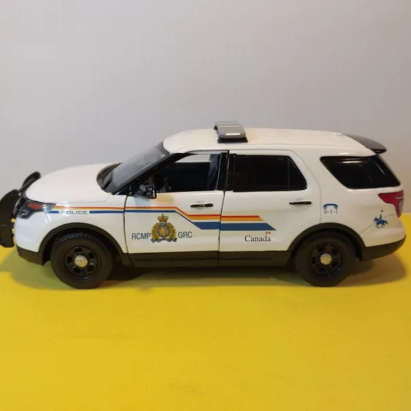 50331 detailed custom police car