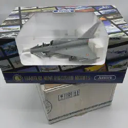 /img/50373-diecast-model-collection.webp
