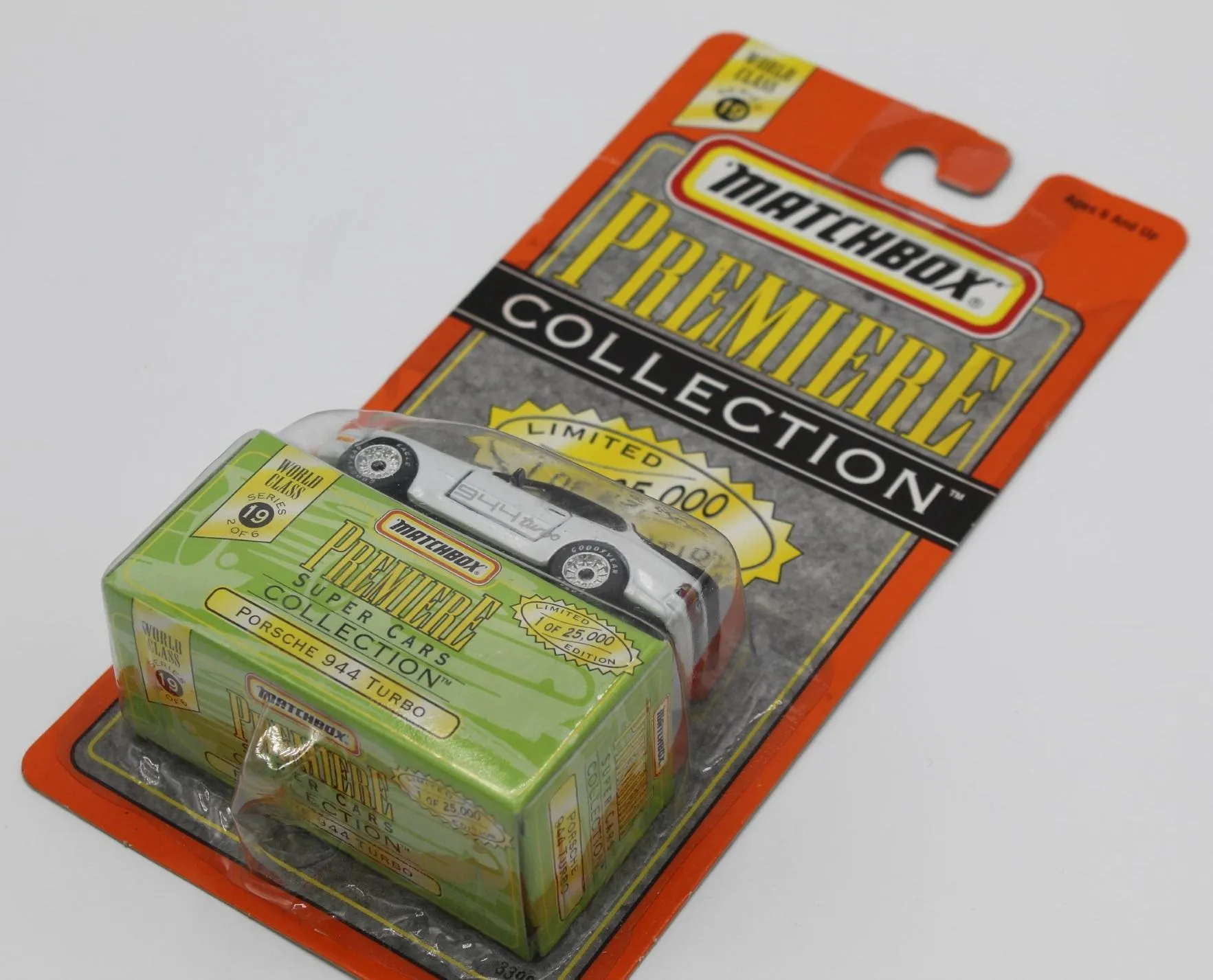 50453 diecast 944 chassis