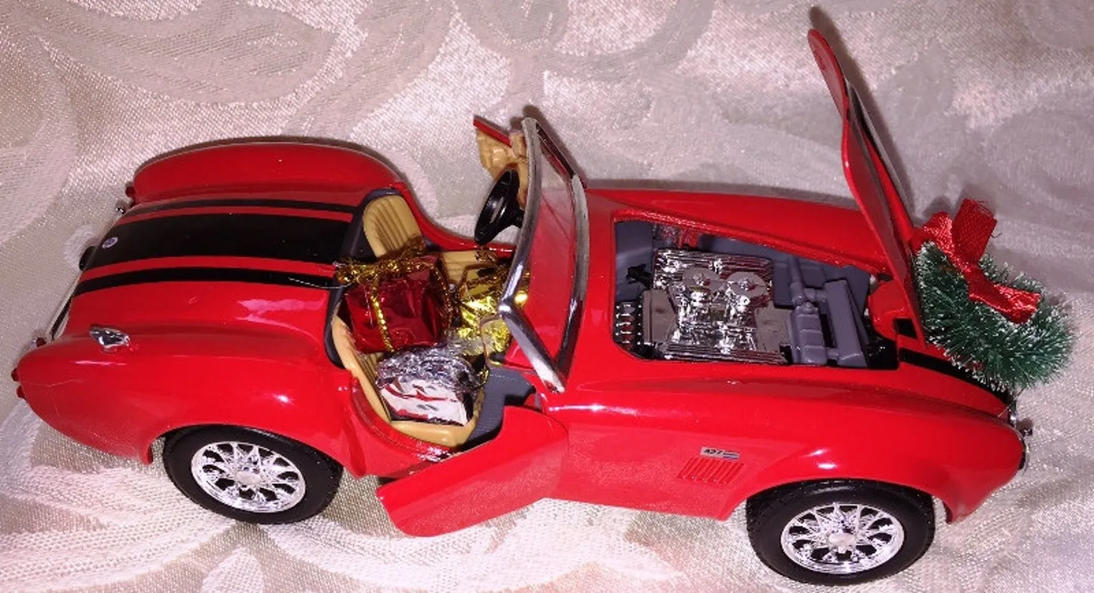 50505 displaying diecast models