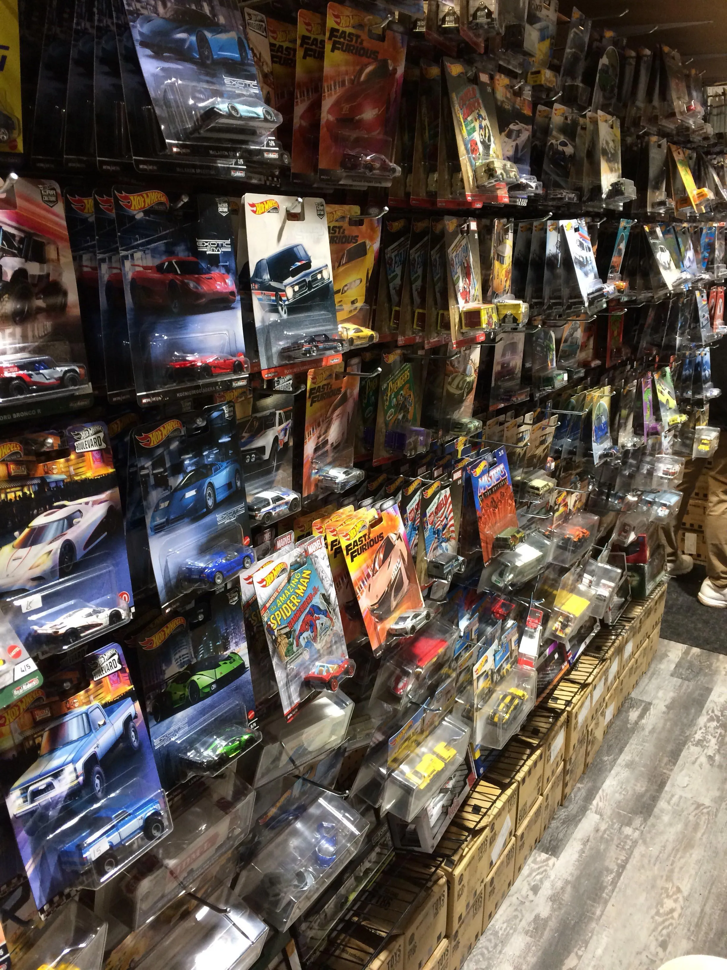 50525 shipping diecast models