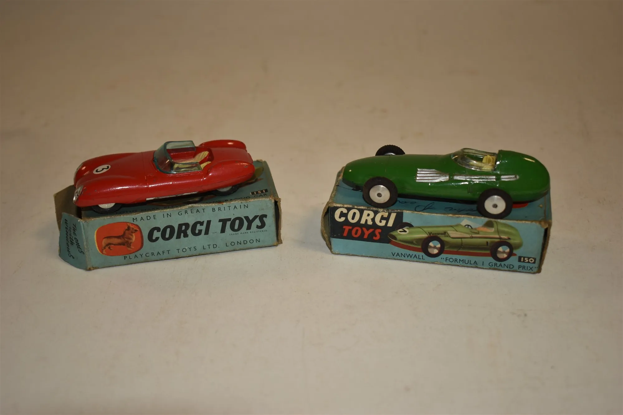 50535 corgi diecast tyre removal