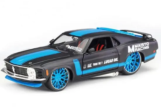 /img/50559-1970-mustang-diecast-group.webp