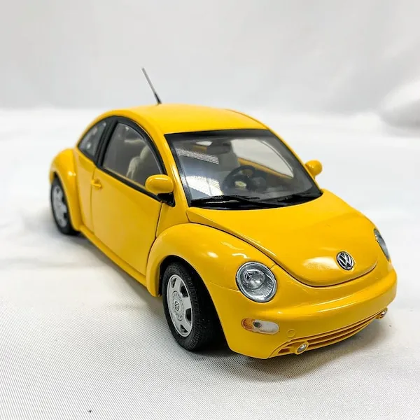 /img/50570-displaying-diecast-beetles.webp