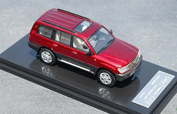 /img/50573-diecast-toyota-lc-display.webp