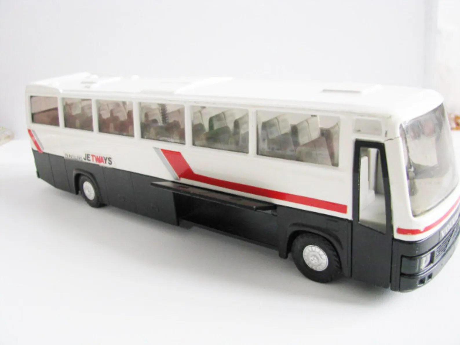 50576 volvo olympian diecast