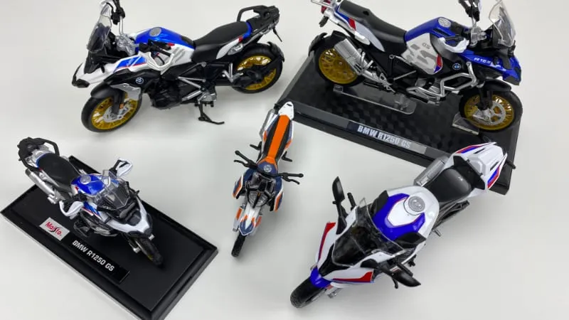 50579 motocross diecast models featured