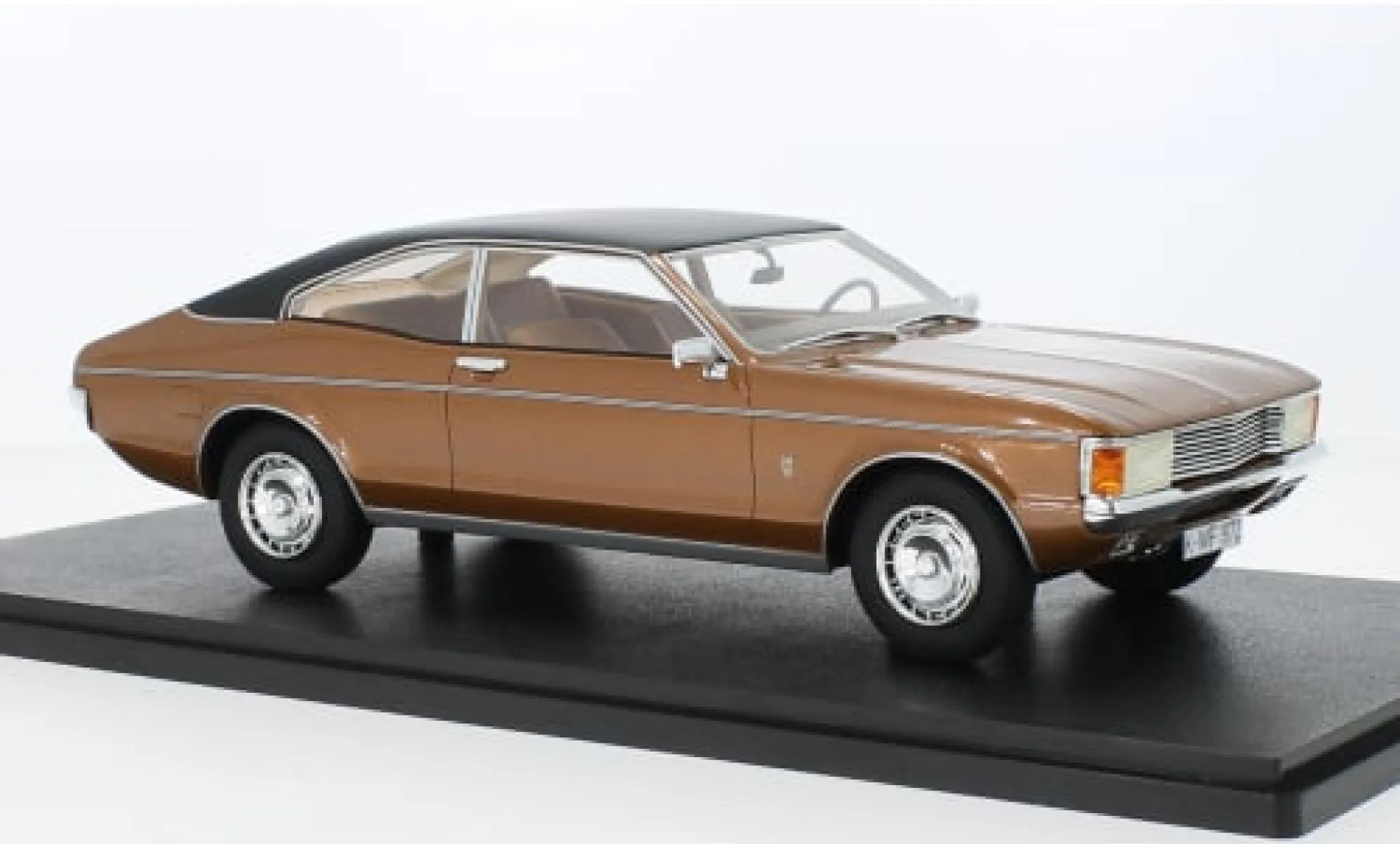 /img/50582-ford-granada-diecast-cleaning.webp