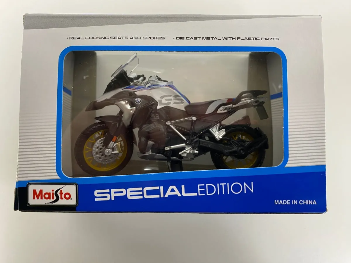 50600 championship motogp bike model