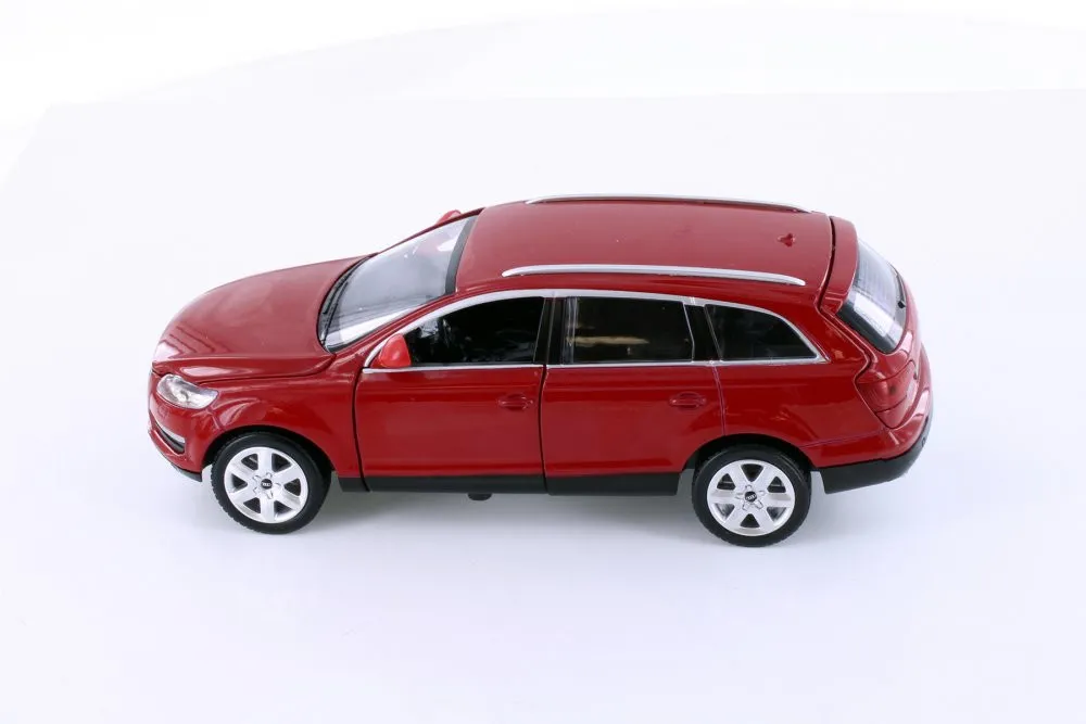 50606 diecast q7 models image4